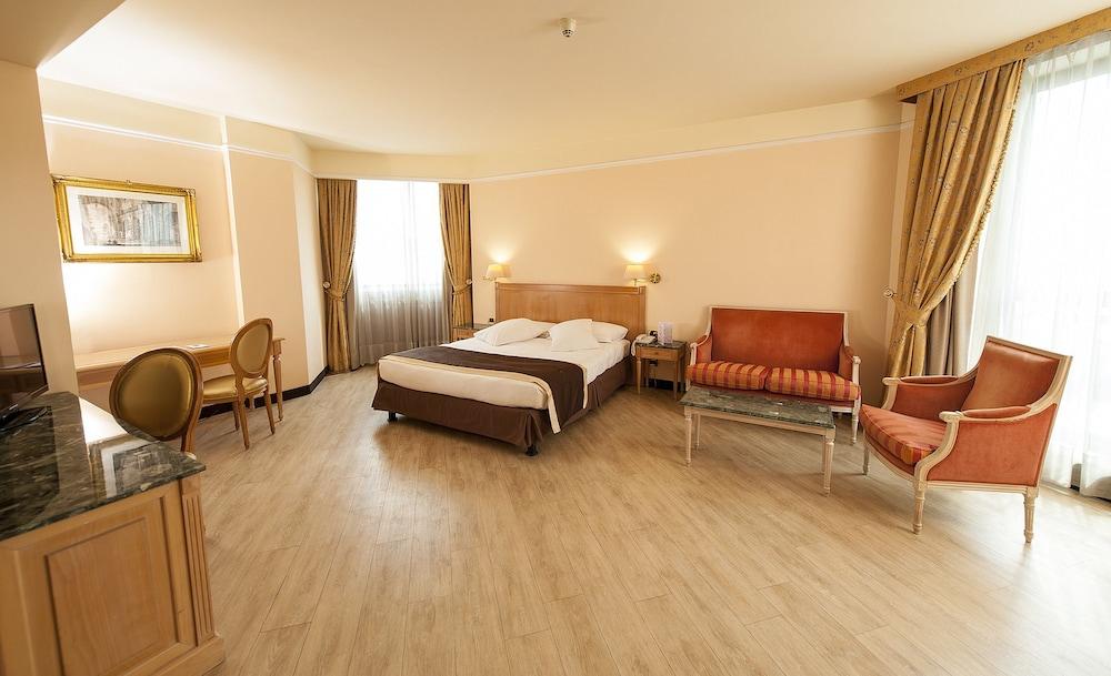 Shg Hotel De La Ville Vicenza Ngoại thất bức ảnh